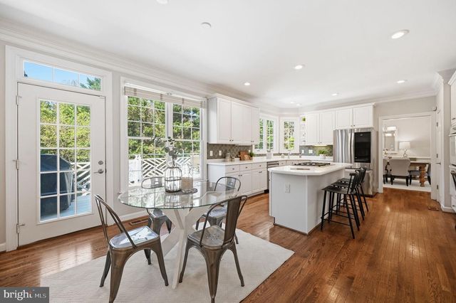 2402 STRYKER AVE, Vienna, VA 22181