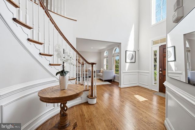 2402 STRYKER AVE, Vienna, VA 22181