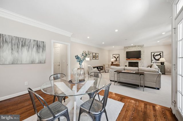 2402 STRYKER AVE, Vienna, VA 22181
