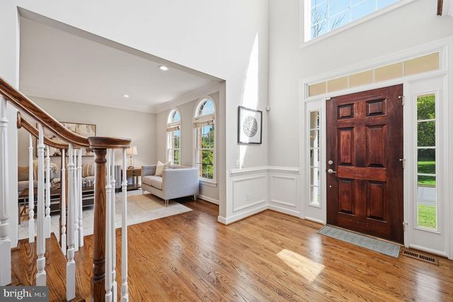 2402 STRYKER AVE, Vienna, VA 22181