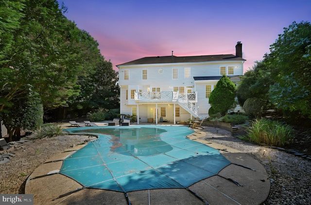 2402 STRYKER AVE, Vienna, VA 22181