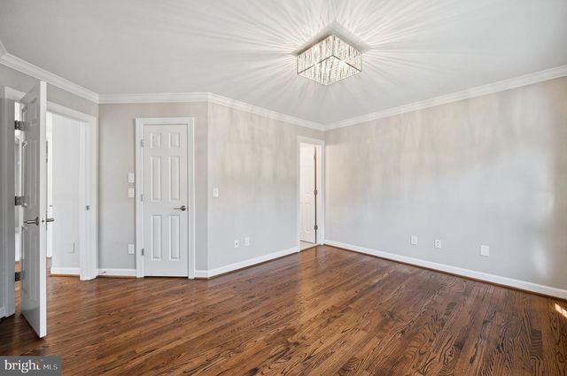 2402 STRYKER AVE, Vienna, VA 22181