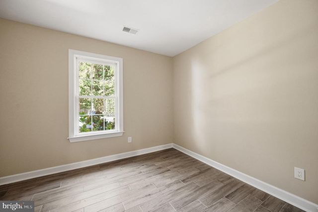 2402 STRYKER AVE, Vienna, VA 22181