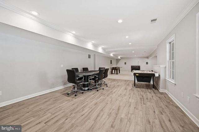 2402 STRYKER AVE, Vienna, VA 22181