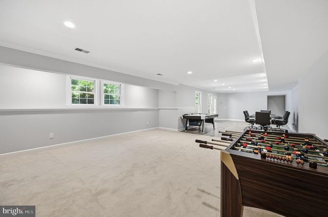 2402 STRYKER AVE, Vienna, VA 22181