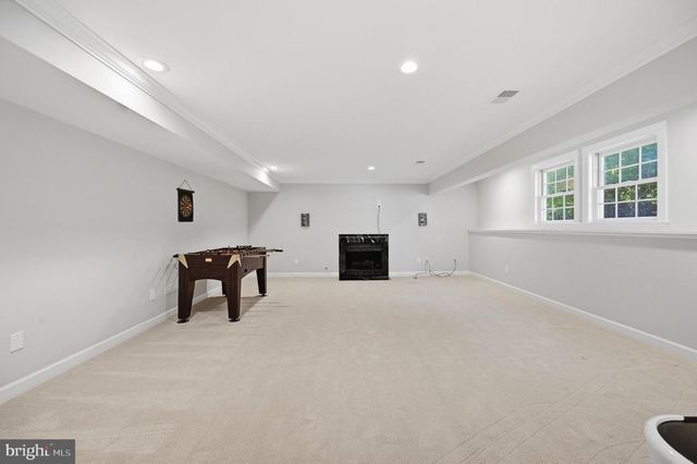 2402 STRYKER AVE, Vienna, VA 22181