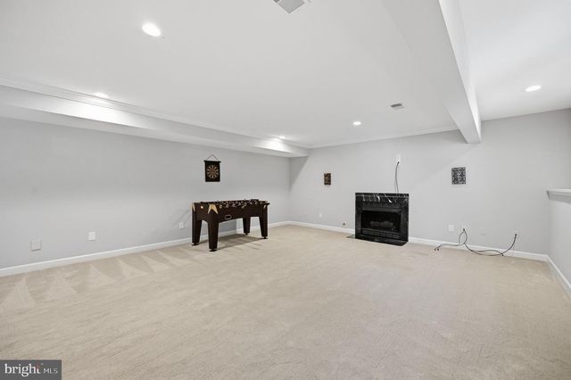 2402 STRYKER AVE, Vienna, VA 22181