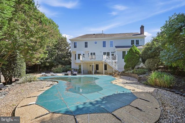 2402 STRYKER AVE, Vienna, VA 22181
