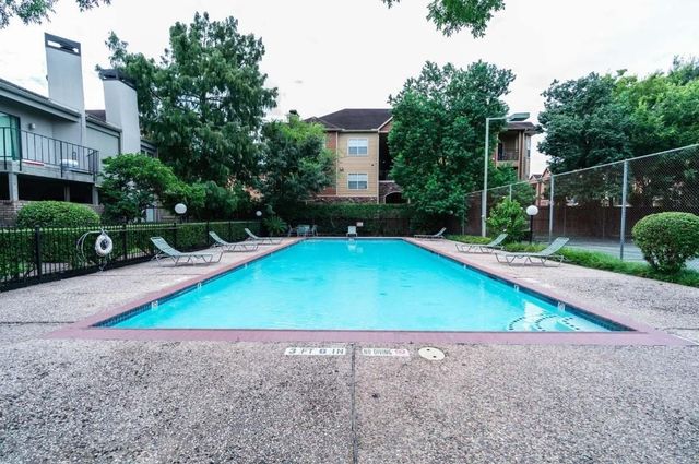 10811 Richmond Avenue 109, Houston, TX 77042