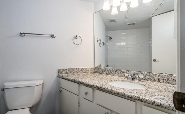 10811 Richmond Avenue 109, Houston, TX 77042