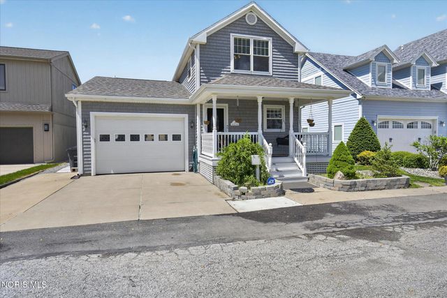 30 Edgewater Park, Toledo, OH 43611