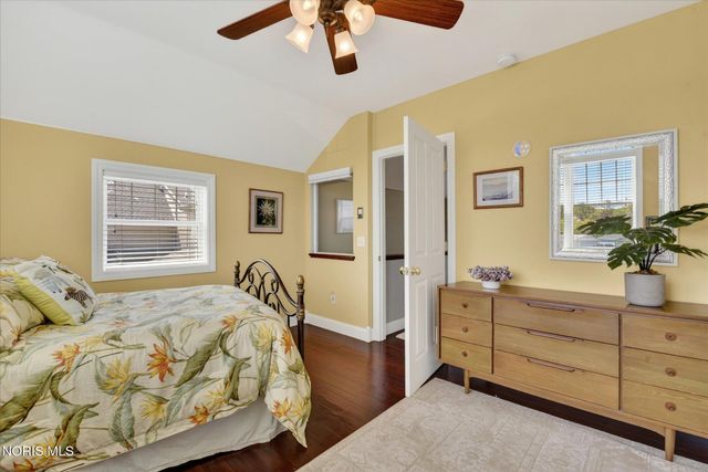 30 Edgewater Park, Toledo, OH 43611