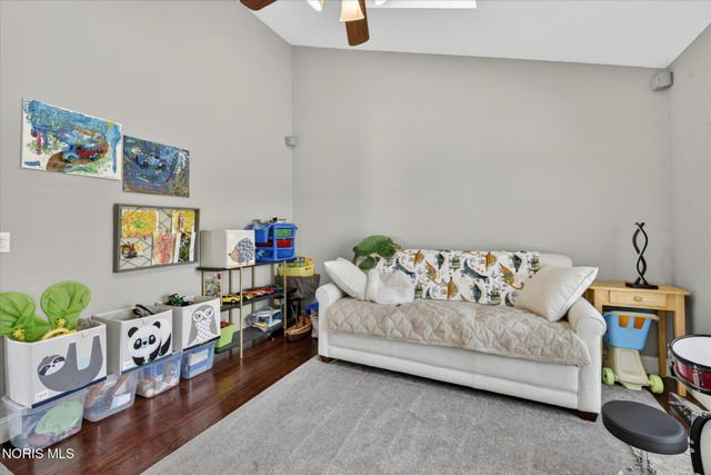 30 Edgewater Park, Toledo, OH 43611