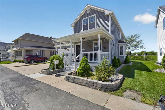 30 Edgewater Park, Toledo, OH 43611