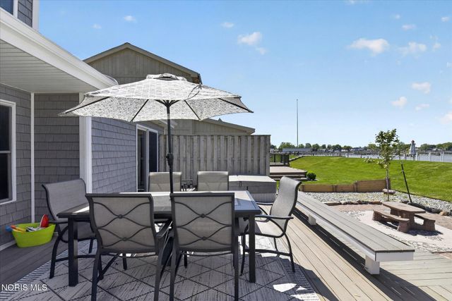 30 Edgewater Park, Toledo, OH 43611