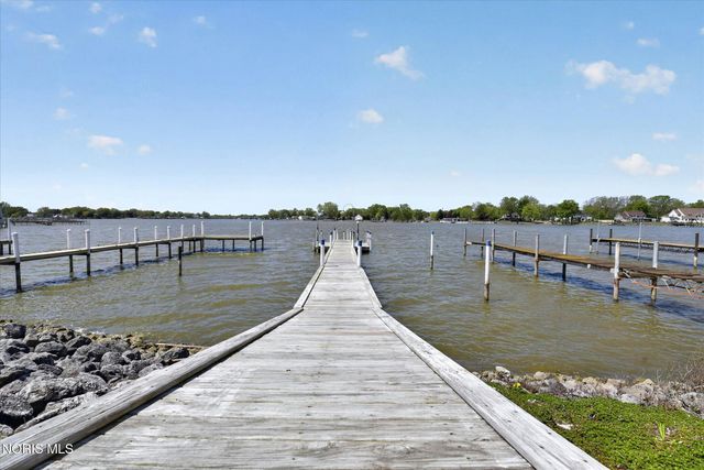 30 Edgewater Park, Toledo, OH 43611