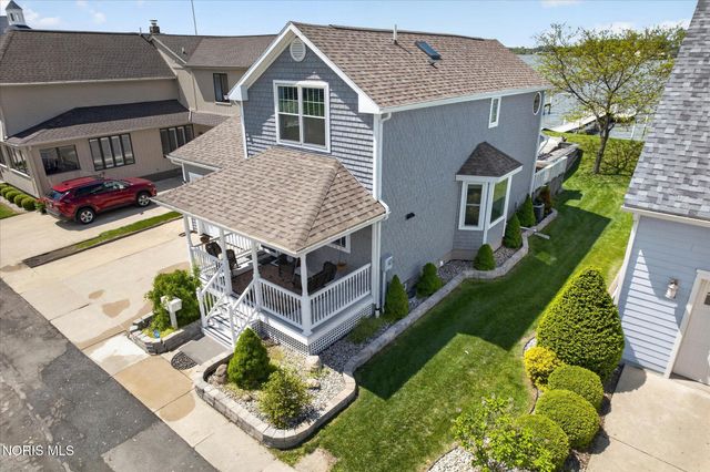 30 Edgewater Park, Toledo, OH 43611