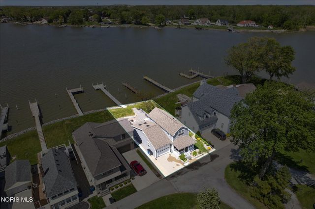 30 Edgewater Park, Toledo, OH 43611