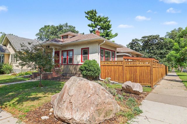 3957 44th Avenue S, Minneapolis, MN 55406
