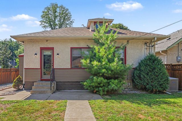 3957 44th Avenue S, Minneapolis, MN 55406