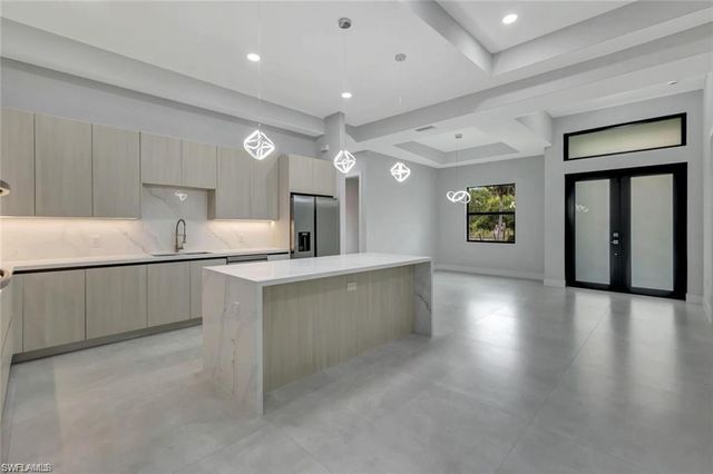 3366 72nd AVE NE, Naples, FL 34120