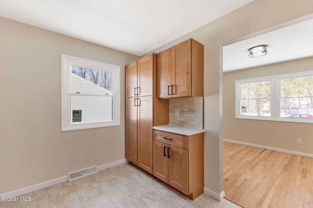 38 Greenridge Drive, Clifton Park, NY 12065