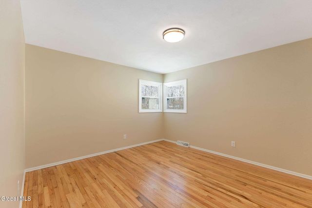 38 Greenridge Drive, Clifton Park, NY 12065