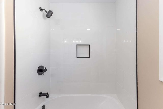 38 Greenridge Drive, Clifton Park, NY 12065