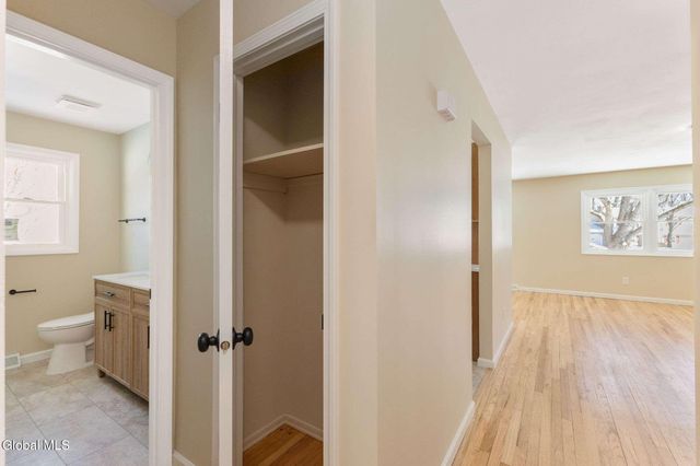 38 Greenridge Drive, Clifton Park, NY 12065