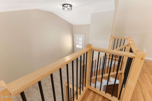 38 Greenridge Drive, Clifton Park, NY 12065