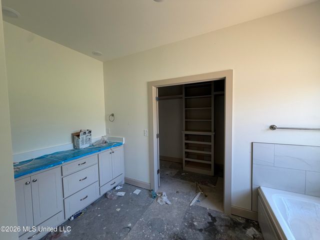 216 Anderson Oaks Drive, Pearl, MS 39208