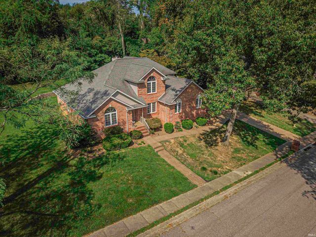 5621 Autumn Ridge Drive, Newburgh, IN 47630