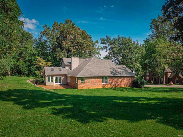5621 Autumn Ridge Drive, Newburgh, IN 47630
