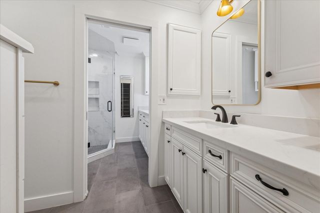 10607 Cranbrook Road, Houston, TX 77042