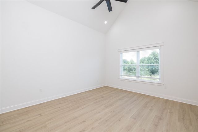 1448 N Pershing Street, Fayetteville, AR 72704