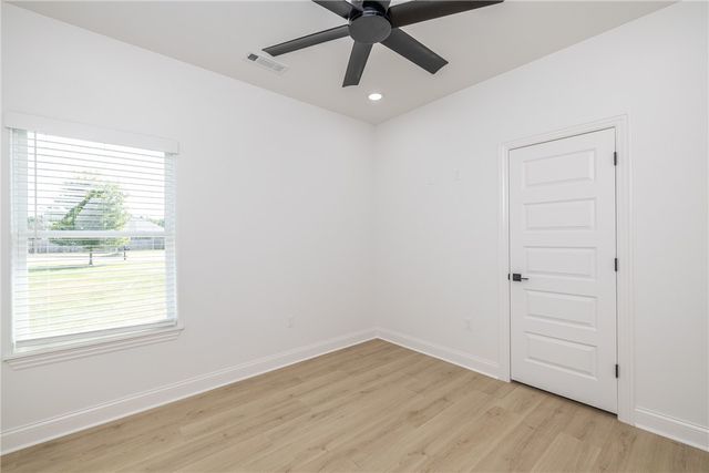 1448 N Pershing Street, Fayetteville, AR 72704