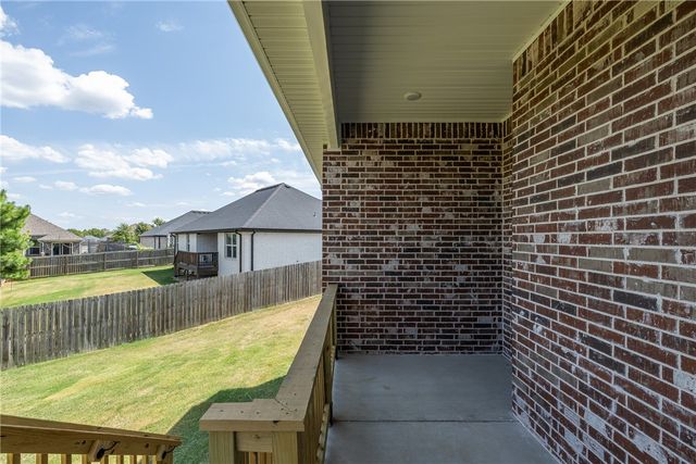 1448 N Pershing Street, Fayetteville, AR 72704