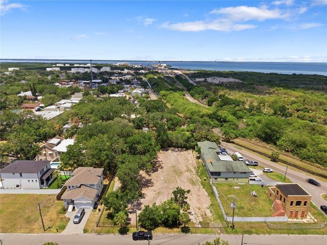 7105 S KISSIMMEE STREET, Tampa, FL 33616