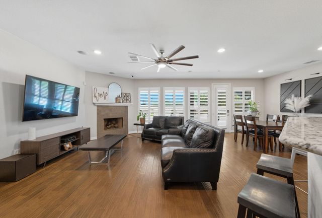 2435 Pamplona Lane, League City, TX 77573