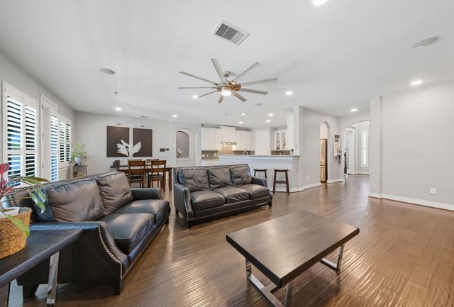 2435 Pamplona Lane, League City, TX 77573