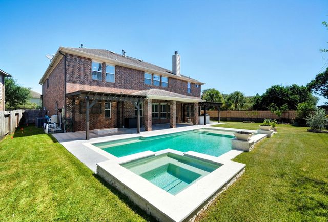 2435 Pamplona Lane, League City, TX 77573