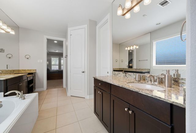 2435 Pamplona Lane, League City, TX 77573