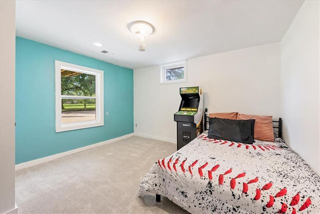 12809 Pembroke Circle, Leawood, KS 66209
