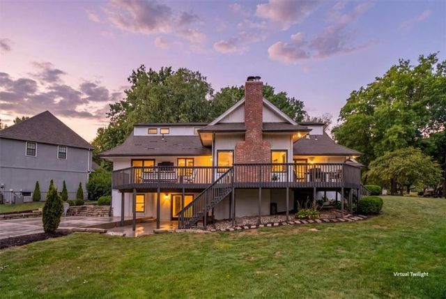 12809 Pembroke Circle, Leawood, KS 66209