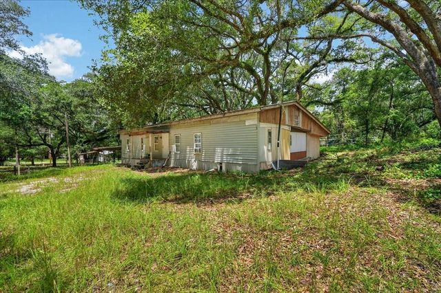 130 WINDY HILLS ROAD, Hawthorne, FL 32640