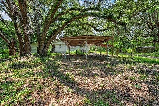 130 WINDY HILLS ROAD, Hawthorne, FL 32640