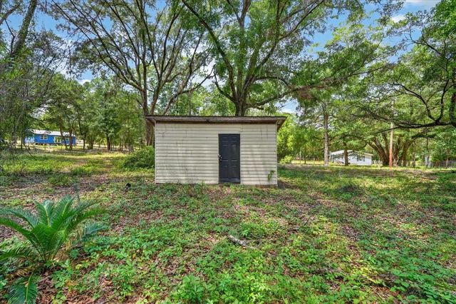 130 WINDY HILLS ROAD, Hawthorne, FL 32640
