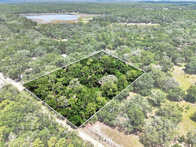 130 WINDY HILLS ROAD, Hawthorne, FL 32640