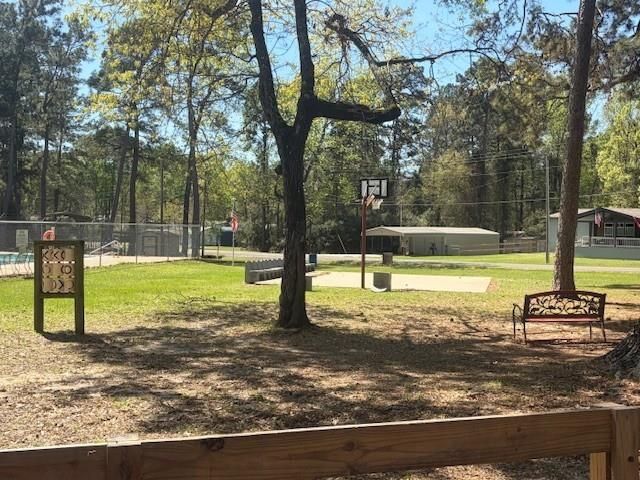 352 Kingwood Drive, Trinity, TX 75862