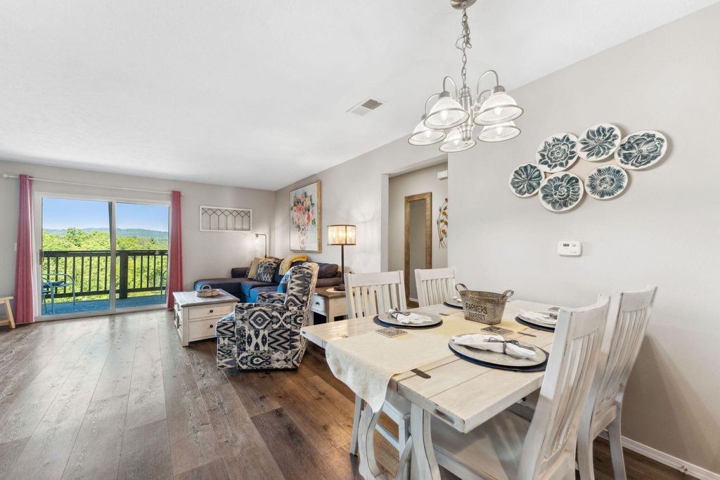 2954 Vineyards Parkway 22-4, Branson, MO 65616